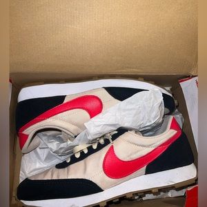 Nike Daybreak Sneakers